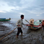 tamilnadu-fishermen-arrested-by-sri-lankan-navy-2025