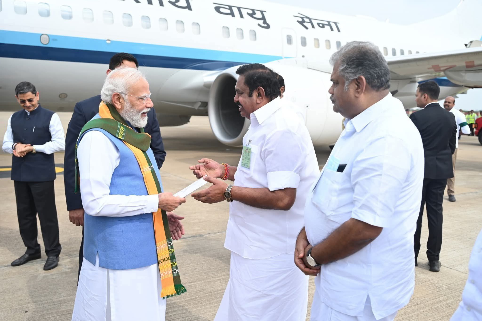 edappadi palanisamy gk vasan