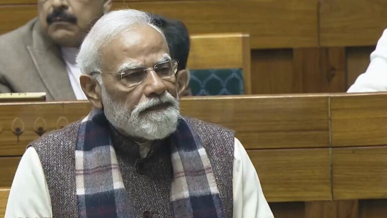 modi-parliament-speech-national-anthem-issue-indian-govt-india-people-politics-political-news-tamil-politics