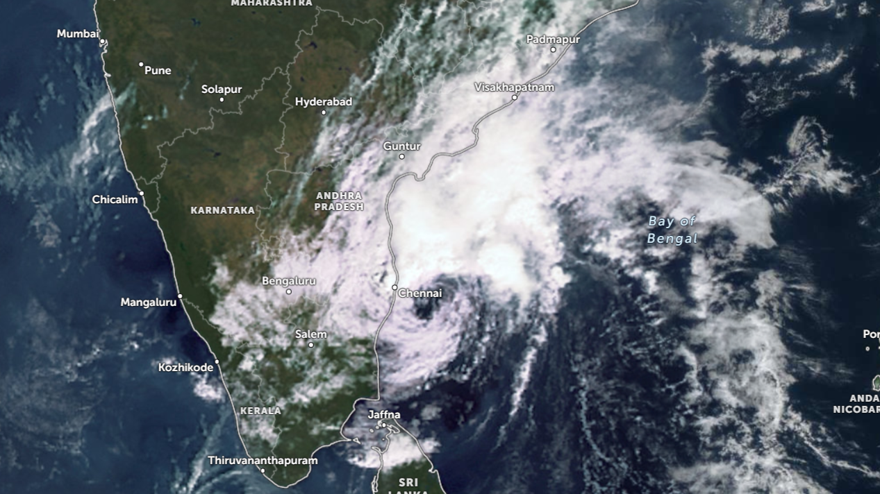 cyclone-ditwah-srilanka-chennai-tnweather-weatherupdates-cyclone-ditwah-redalert-srilanka-cyclonetragedy-tamilnews-weathernews