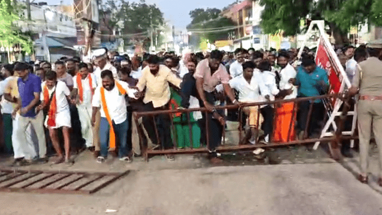 Tiruparankundram Hindu outfit protest