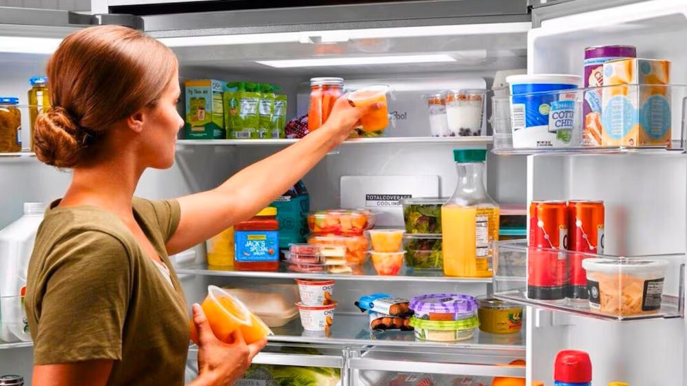 Refrigerator-Food safety-Health & wellness-Nutritious foods-Fridge mistakes-Health tips-Food storage-Tamil tips